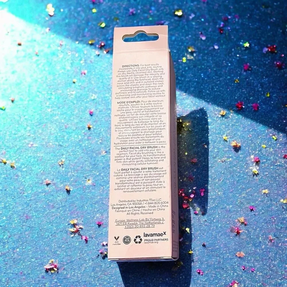 DAILY CONCEPTS Daily Facial Dry Brush MSRP $20 Brand New In Box